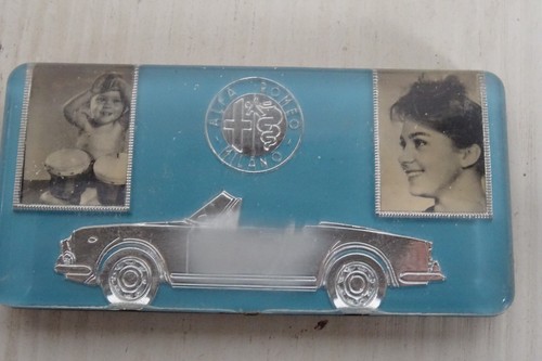 Magnetic badge alfa romeo - magnetic,